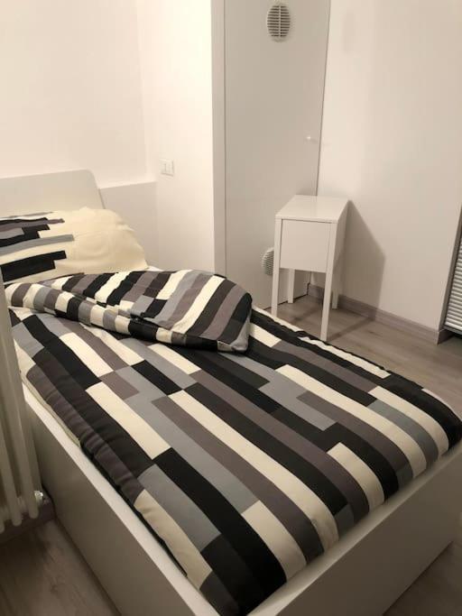 Moderno Loft Alle Porte Di Milano - 115Mq - 3 Posti Cormano Exteriér fotografie