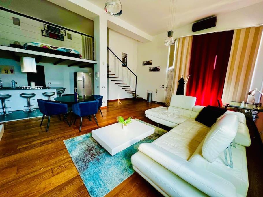 Moderno Loft Alle Porte Di Milano - 115Mq - 3 Posti Cormano Exteriér fotografie